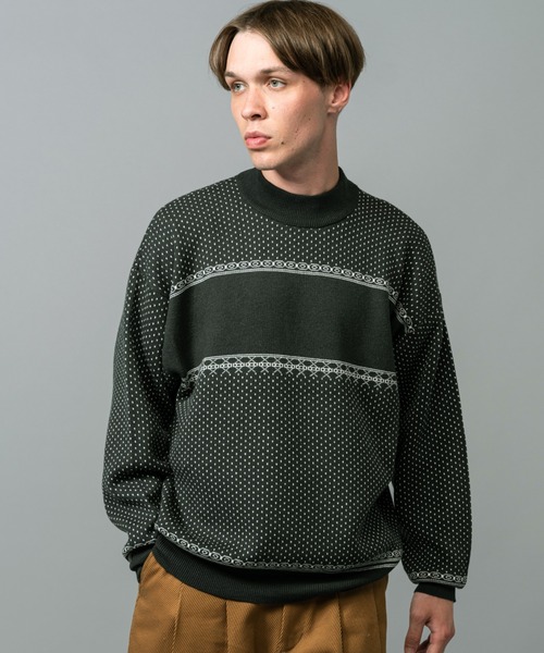 MR.OLIVE（ミスターオリーブ）の「12G ノルディック ジャガード / リラックス ボトルネック セーター（Tシャツ/カットソー・メンズ・グリーン/ネイビー・SMALL/LARGE/MEDIUM）」の4枚目の写真