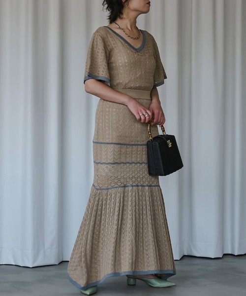 Ezick(エジック)の「2WAYクロシェ風マーメイドワンピース(ワンピース・レディース・ブラック/ベージュ・FREE)」の19枚目の写真