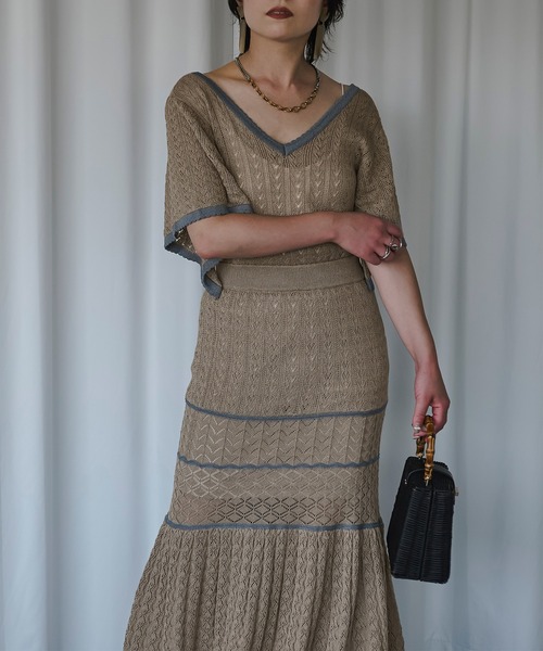 Ezick(エジック)の「2WAYクロシェ風マーメイドワンピース(ワンピース・レディース・ブラック/ベージュ・FREE)」の6枚目の写真