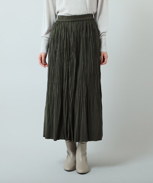 UNTITLED（アンタイトル）の「◆【人気スカート！】スエード調 ランダムプリーツスカート＜洗える／ウエストゴム＞（スカート・レディース・ダークグリーン/グリーン/グレー系その他/ブラウン系/ナチュラル・44/46/48/50/42/00/01/02/03/04）」の7枚目の写真
