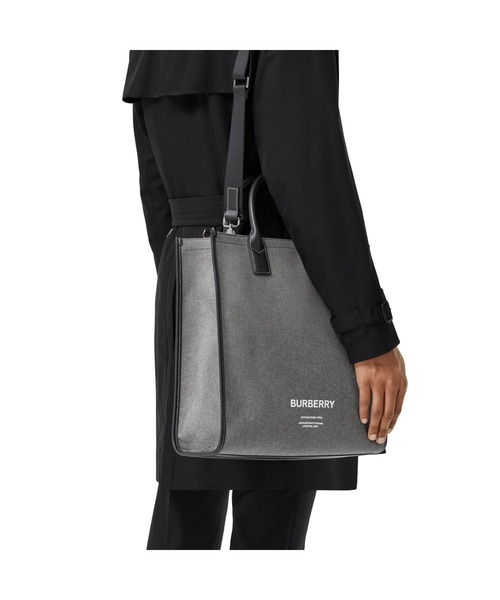BURBERRY(バーバリー)の「ホースフェリープリント コットンキャンバス トート(トートバッグ・メンズ・ブラック×グレー・ONE SIZE)」の3枚目の写真