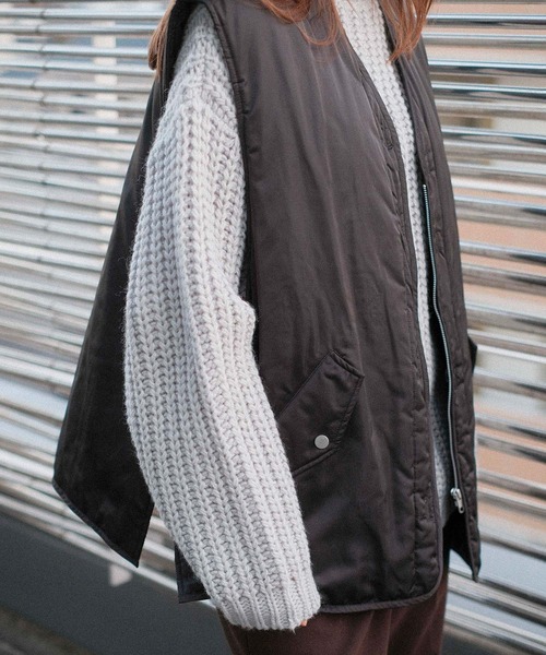 JUNRED（ジュンレッド）の「リバーシブルレイヤードルーズベスト（ベスト・メンズ・ブラック/グリーン・M/L）」の2枚目の写真