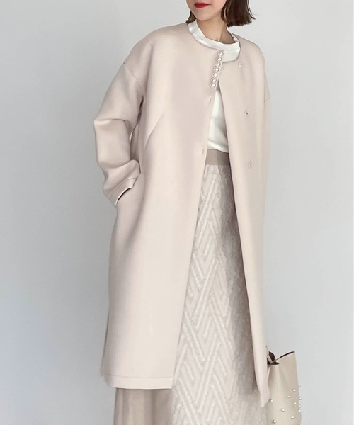 PICCIN PERLA（ピッチンペルラ）の「パール付きダンボールニットコート（ノーカラーコート・レディース・ベージュ/ブラック・M）」の9枚目の写真