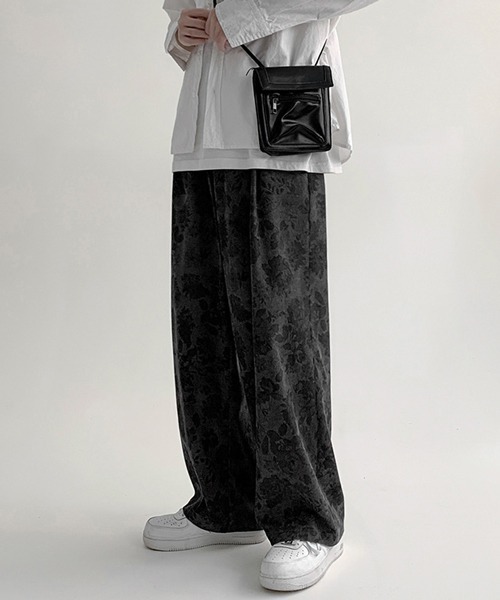 NOWLE(ノウル)の「【NOWLE】セミワイド ルーズシルエット 花柄 コーデュロイパンツ(その他パンツ・メンズ・ダークグレー/ベージュ・MEDIUM/LARGE/X-LARGE/XX-LARGE)」の3枚目の写真