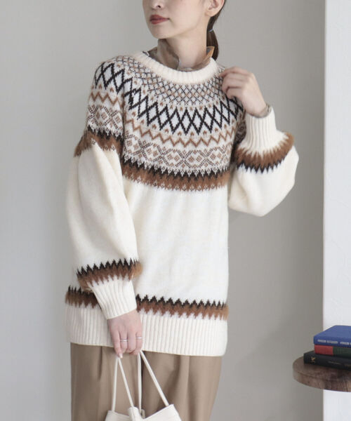fredy emue（フレディエミュ）の「ノルディック柄ルーズニット（ニット/セーター・レディース・パープル/アイボリー・38）」の6枚目の写真