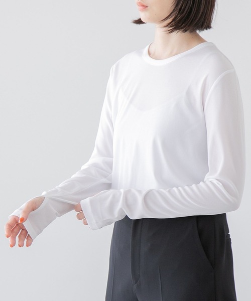 yuw（ユウ）の「フィンガーホールＴシャツロングスリーブ　170757（Tシャツ/カットソー・レディース・チャコールグレー/ブラック/ホワイト/ブルー/イエロー・FREE）」の2枚目の写真