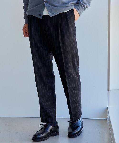 green label relaxing(グリーンレーベルリラクシング)の「Wミルドチョークストライプ 2プリーツ スラックス -ストレッチ-(スラックス・メンズ・ネイビー・M/L/S/XL)」の1枚目の写真