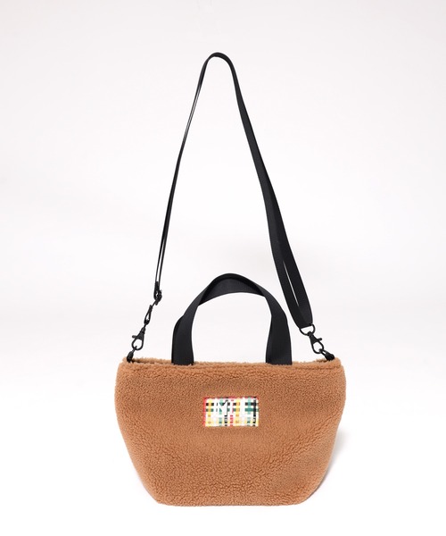 MEI（メイ）の「MEIコラボ シェア ボア ミニトート（トートバッグ・レディース・モカ/オフホワイト/ブラック・F）」の3枚目の写真