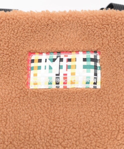 MEI（メイ）の「MEIコラボ シェア ボア ミニトート（トートバッグ・レディース・モカ/オフホワイト/ブラック・F）」の8枚目の写真