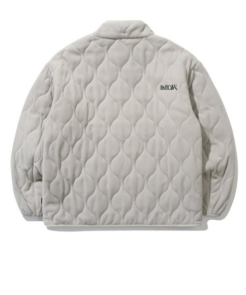 ROMANTIC CROWN(ロマンティッククラウン)の「A'GEM/9 × .kom『ROMANTIC CROWN/ロマンティッククラウン』FLIGHT QUILTING JACKET/キルティング JKT(ブルゾン・メンズ・ライトグレー・L)」の2枚目の写真