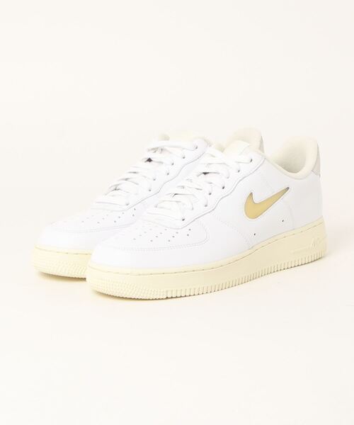 NIKE（ナイキ）の「NIKE AIR FORCE 1 07 LX DC8894-100（スニーカー