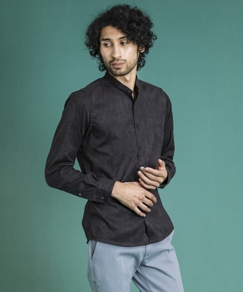 MICHEL KLEIN HOMME (ミッシェルクランオム)の「《日本製》ベジスエードシャツ(シャツ/ブラウス・メンズ・パープル/ダークグレー/ホワイト・MEDIUM/LARGE/X-LARGE)」の2枚目の写真