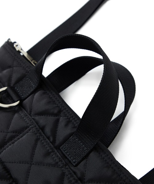 PORTER(ポーター)の「STUDIOUS別注 HELMET BAG+POUCH(ショルダーバッグ・メンズ・ブラック・FREE)」の6枚目の写真