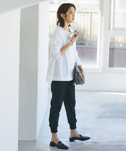 RIVE DROITE（リヴドロワ）の「スタイリングに合わせて2WAYで使える/ビット2WAYローファー（ローファー・レディース・ベージュ/ブラック・S/M/L）」の21枚目の写真