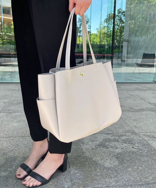 OPAQUE.CLIP(オペークドットクリップ)の「◆9ポケット トートバッグ【A4収納可/軽量】(トートバッグ・レディース・ベージュ/グレー/ブラック/ブラック系1/グレー系1/ブルー系6・00)」の15枚目の写真