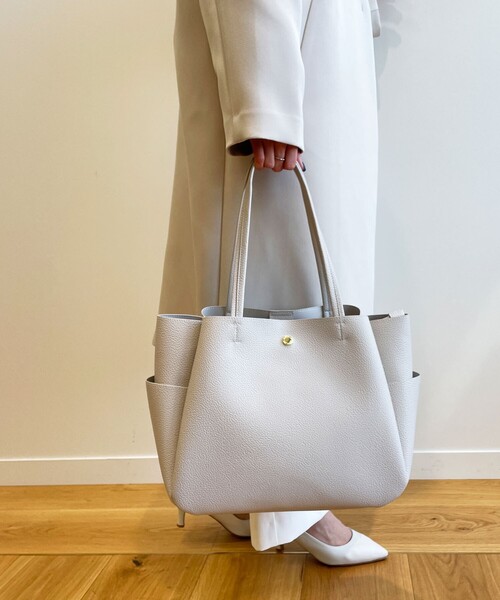 OPAQUE.CLIP(オペークドットクリップ)の「◆9ポケット トートバッグ【A4収納可/軽量】(トートバッグ・レディース・ベージュ/グレー/ブラック/ブラック系1/グレー系1/ブルー系6・00)」の20枚目の写真