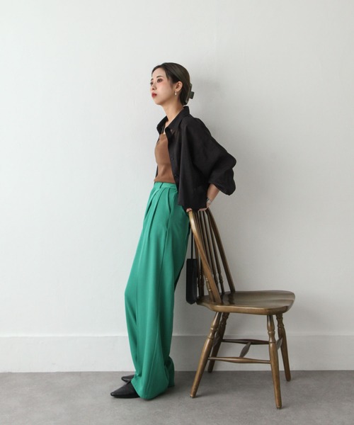 Chillfar(チルファー)の「ショート丈シアーシャツ(シャツ/ブラウス・レディース・ホワイト/グリーン/ピンク/ブルー/ブラック/グレイッシュベージュ・MEDIUM/LARGE)」の18枚目の写真