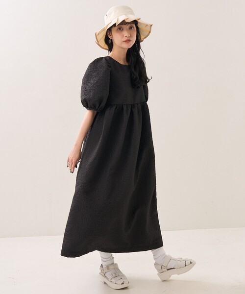 FREAK'S STORE(フリークスストア)の「フクレジャガードバックオープンパフスリーブワンピース(ワンピース・レディース・ブラック/オフホワイト・フリ-)」の18枚目の写真