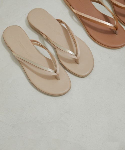 NICOLAS LAINAS(ニコラスライナス)の「【NICOLAS LAINAS(ニコラスライナス)】コンフォートソールトングサンダル(サンダル・レディース・ブラック系その他/ブラウン系その他/ベージュ系その他・36/37/38)」の3枚目の写真