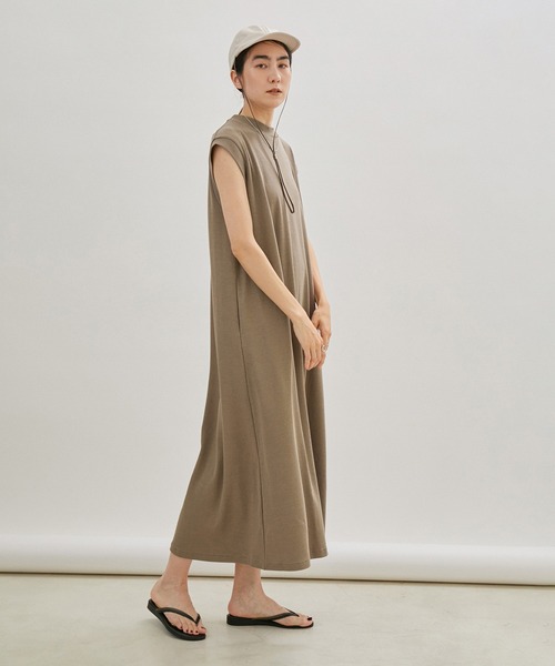 NICOLAS LAINAS(ニコラスライナス)の「【NICOLAS LAINAS(ニコラスライナス)】コンフォートソールトングサンダル(サンダル・レディース・ブラック系その他/ブラウン系その他/ベージュ系その他・36/37/38)」の20枚目の写真