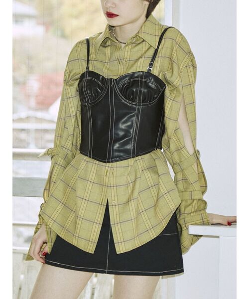 jouetie（ジュエティ）の「カラーステッチコルセット（キャミソール・レディース・ブラック/オフホワイト/グレー・MEDIUM）」の2枚目の写真