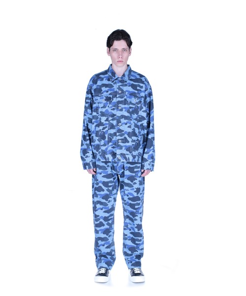 A BATHING APE（アベイシングエイプ）の「COLOR CAMO DENIM