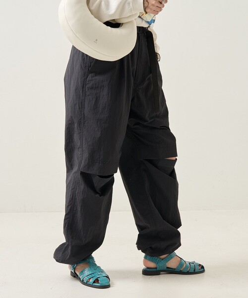 FREAK'S STORE（フリークスストア）の「ベルト付きナイロンパンツ（カーゴパンツ・レディース・ブラック/ベージュ/オフホワイト/オリーブ・ﾌﾘ-）」の13枚目の写真