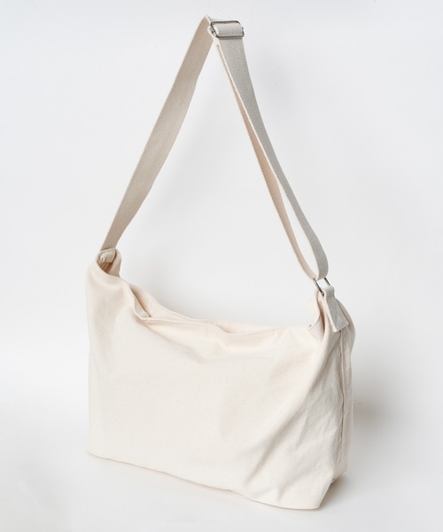 WEGO（ウィゴー）の「WEGO/キャンバスBIGショルダー（ショルダーバッグ・レディース・ブラック/ナチュラル/カーキ・FREE）」の6枚目の写真