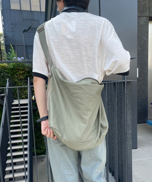 WEGO（ウィゴー）の「WEGO/キャンバスBIGショルダー（ショルダーバッグ・レディース・ブラック/ナチュラル/カーキ・FREE）」の17枚目の写真