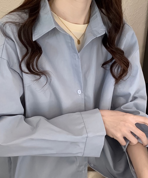 Girly Doll(ガーリードール)の「カラバリオーバーサイズシャツ(シャツ/ブラウス・レディース・ホワイト/ライトブルー/ブラウン/パープル/ベージュ/グリーン/ピンク/イエロー/オレンジ/ブルーパープル/ブルーグレー/モカ/ダークブルー・F)」の16枚目の写真