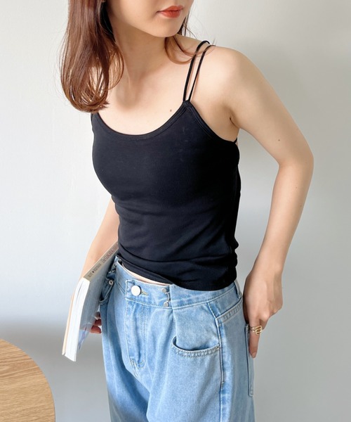 CLEA(クレア)の「カップ付き バッククロスストラップキャミインナー(キャミソール・レディース・ブラウン/グレー/ホワイト/ブラック・FREE)」の14枚目の写真