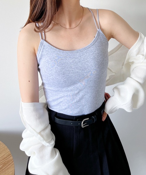 CLEA(クレア)の「カップ付き バッククロスストラップキャミインナー(キャミソール・レディース・ブラウン/グレー/ホワイト/ブラック・FREE)」の22枚目の写真