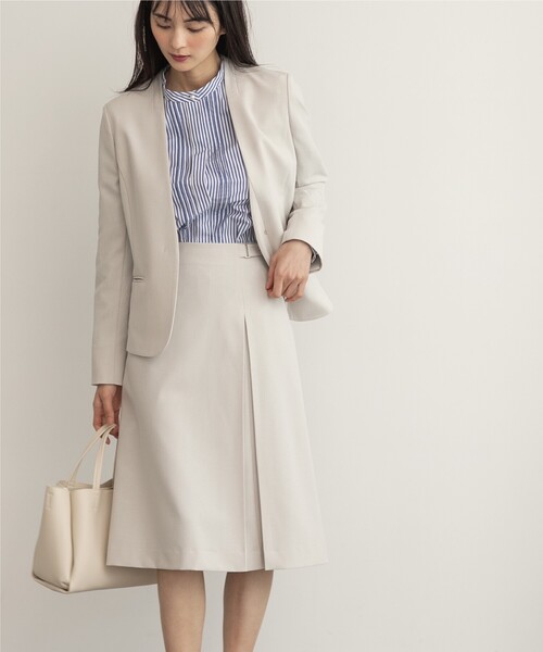 index（インデックス）の「◆セットアップ対応 リネンライクノーカラージャケット【洗える/イージーケア/アンチピリング/ストレッチ】（ノーカラージャケット・レディース・ライトグレー/ネイビー/ネイビー系5/ライトブルー・36/40/38/42）」の8枚目の写真