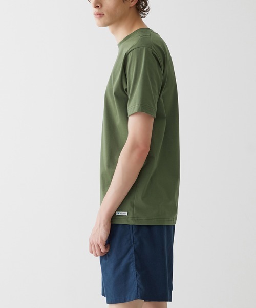 GUNZE（グンゼ）の「COOLMAGIC/クールマジック シワになりにくいTシャツ クルーネック（Tシャツ/カットソー・メンズ・ベージュ/ホワイト/ブラック/カーキ・X-LARGE/MEDIUM/LARGE）」の6枚目の写真