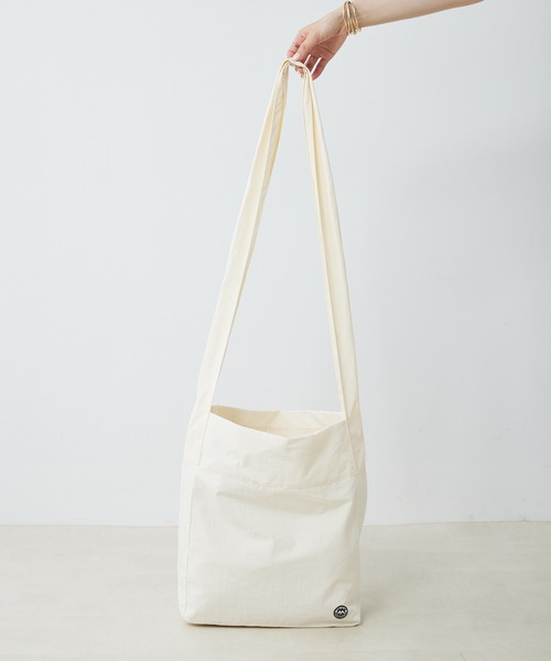 PUAL CE CIN（ピュアルセシン）の「結びショルダーバッグ（ショルダーバッグ・レディース・オフホワイト/カーキ/ブラック・FREE）」の8枚目の写真