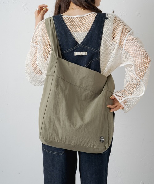 PUAL CE CIN（ピュアルセシン）の「結びショルダーバッグ（ショルダーバッグ・レディース・オフホワイト/カーキ/ブラック・FREE）」の14枚目の写真