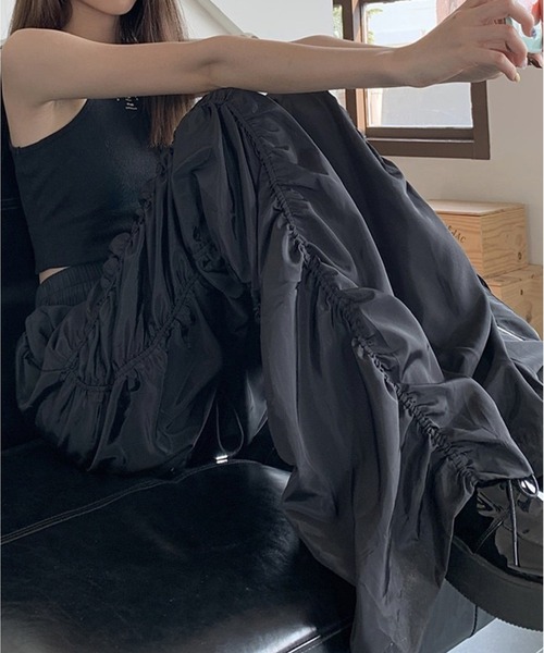 ROOPTOKYO（ループトウキョウ）の「Nylon Gather Pants（その他パンツ・レディース・ブラック/オリーブ・S/M/L）」の3枚目の写真