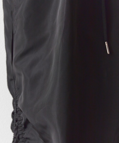 ROOPTOKYO（ループトウキョウ）の「Nylon Gather Pants（その他パンツ・レディース・ブラック/オリーブ・S/M/L）」の12枚目の写真