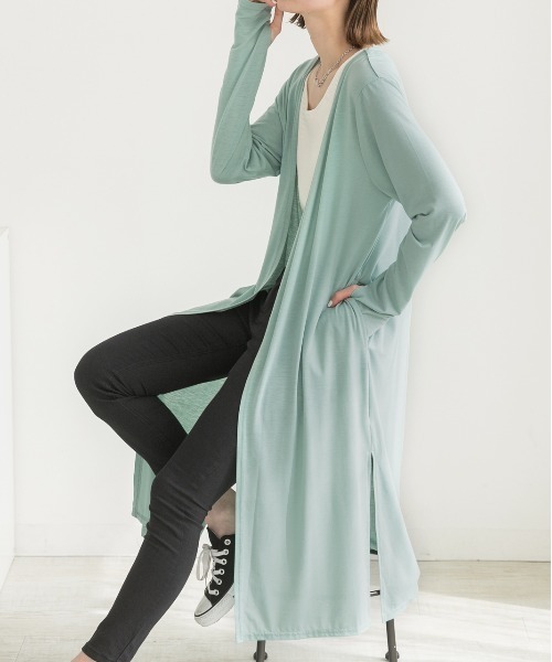 ad thie(アドティエ)の「接触冷感UVカット サムホール ロングカーディガン(カーディガン/ボレロ・レディース・オフホワイト/ブラック/オレンジ系その他4/ミント/ダークブラウン・FREE/LL)」の4枚目の写真