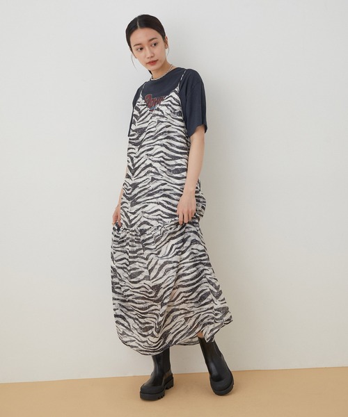 ADAM ET ROPE'（アダムエロペ）の「ショートブーツ（ブーツ・レディース・ブラック・37）」の5枚目の写真