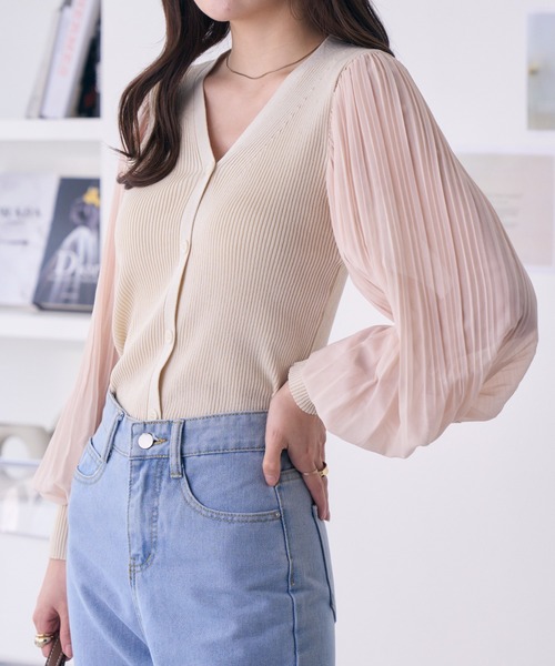 Ada.（エイダ）の「異素材スリーブVネックニットトップス（ニット/セーター・レディース・ベージュ/ホワイト/ブラック・FREE）」の5枚目の写真