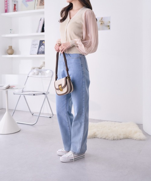 Ada.（エイダ）の「異素材スリーブVネックニットトップス（ニット/セーター・レディース・ベージュ/ホワイト/ブラック・FREE）」の10枚目の写真