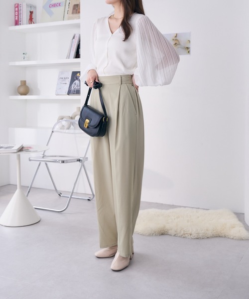 Ada.（エイダ）の「異素材スリーブVネックニットトップス（ニット/セーター・レディース・ベージュ/ホワイト/ブラック・FREE）」の21枚目の写真