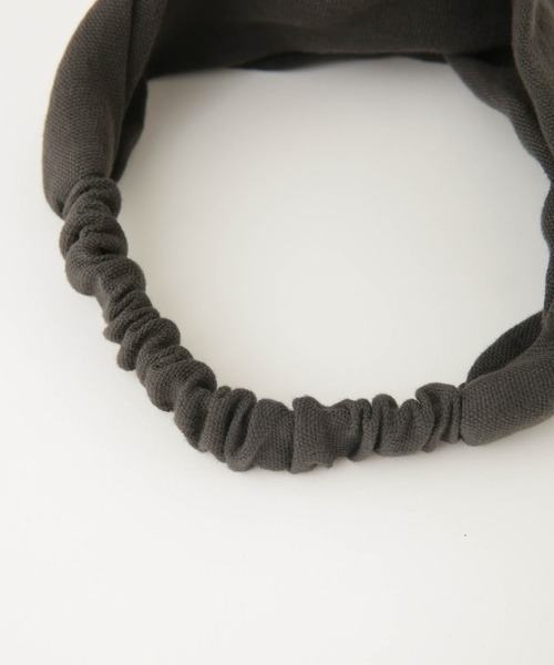 NANO universe(ナノユニバース)の「クロスターバン(ヘアバンド・レディース・カーキ/モカ/チャコール・FREE)」の6枚目の写真