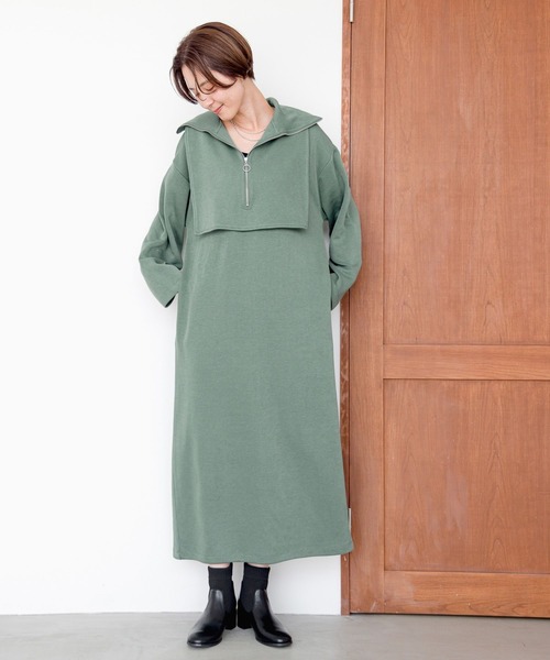 LEPSIM（レプシィム）の「ZIPカラー付きロングワンピース　961518（ワンピース・レディース・ブラック/アイボリー/グリーン・FREE）」の5枚目の写真