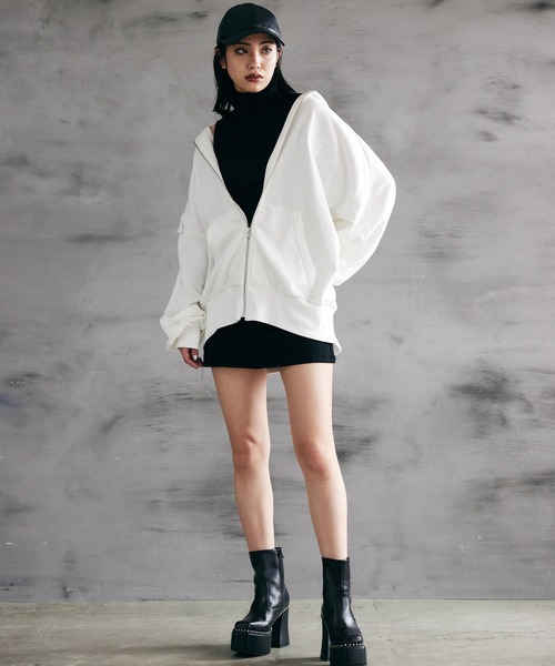ENVYM(アンビー)の「ストレッチデニムスカート(デニムスカート・レディース・ブラック/ブルー・SMALL/MEDIUM)」の11枚目の写真