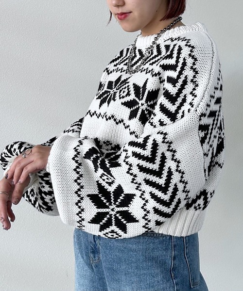 PAGEBOY（ページボーイ）の「ノルディックショートプルオーバー（ニット/セーター・レディース・ホワイト/ブラック・FREE）」の4枚目の写真