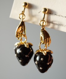 CERCA（チェルカ）の「jolie minette/もぎたて いちご狩り ゴールド イヤリング（イヤリング）」