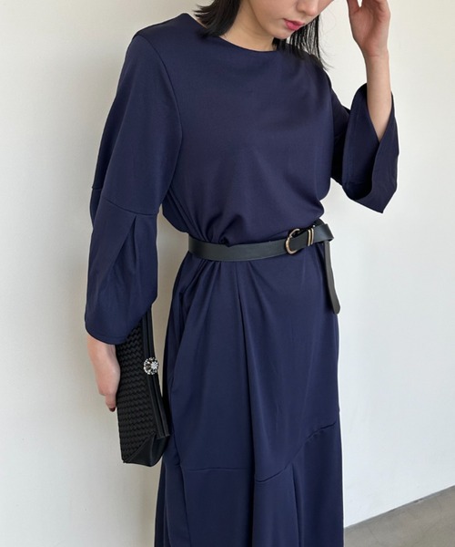 a lot of love（ア ロット オブ ラブ）の「ベルスリーブ フレアワンピース（ワンピース・レディース・ネイビー/ベージュ・FREE）」の7枚目の写真