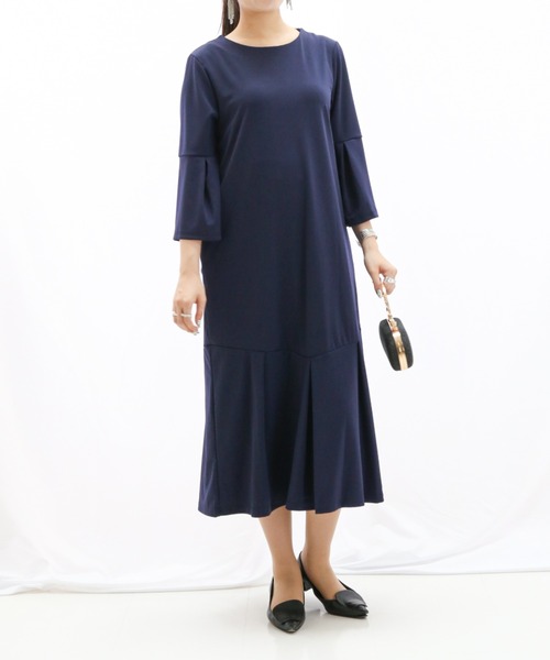 a lot of love（ア ロット オブ ラブ）の「ベルスリーブ フレアワンピース（ワンピース・レディース・ネイビー/ベージュ・FREE）」の16枚目の写真